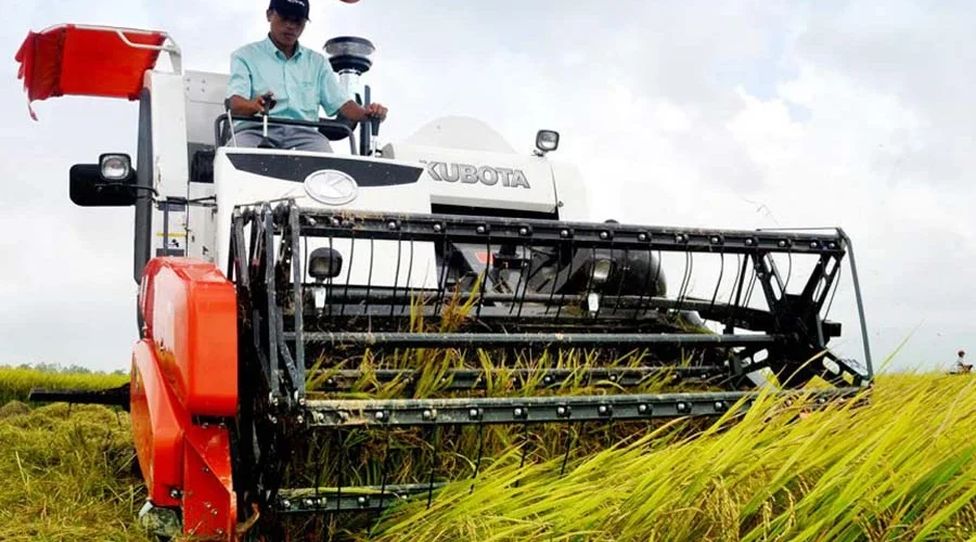 Benefits of Using Combine Harvesters in Nigerian Agriculture